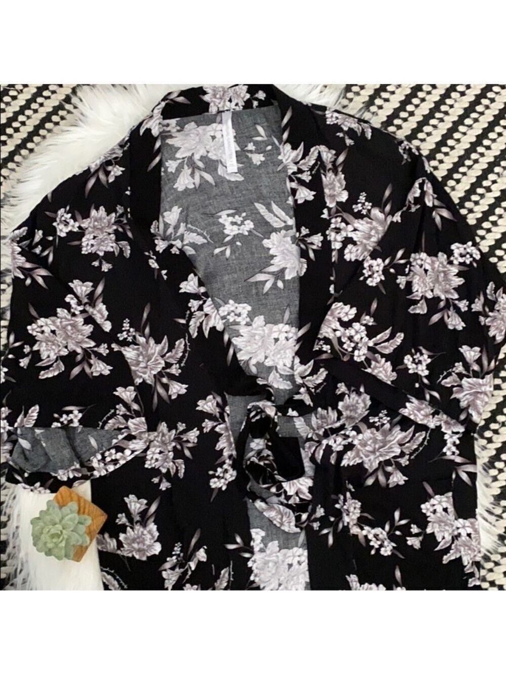 Spiritual Gangster floral print black robe/kimono